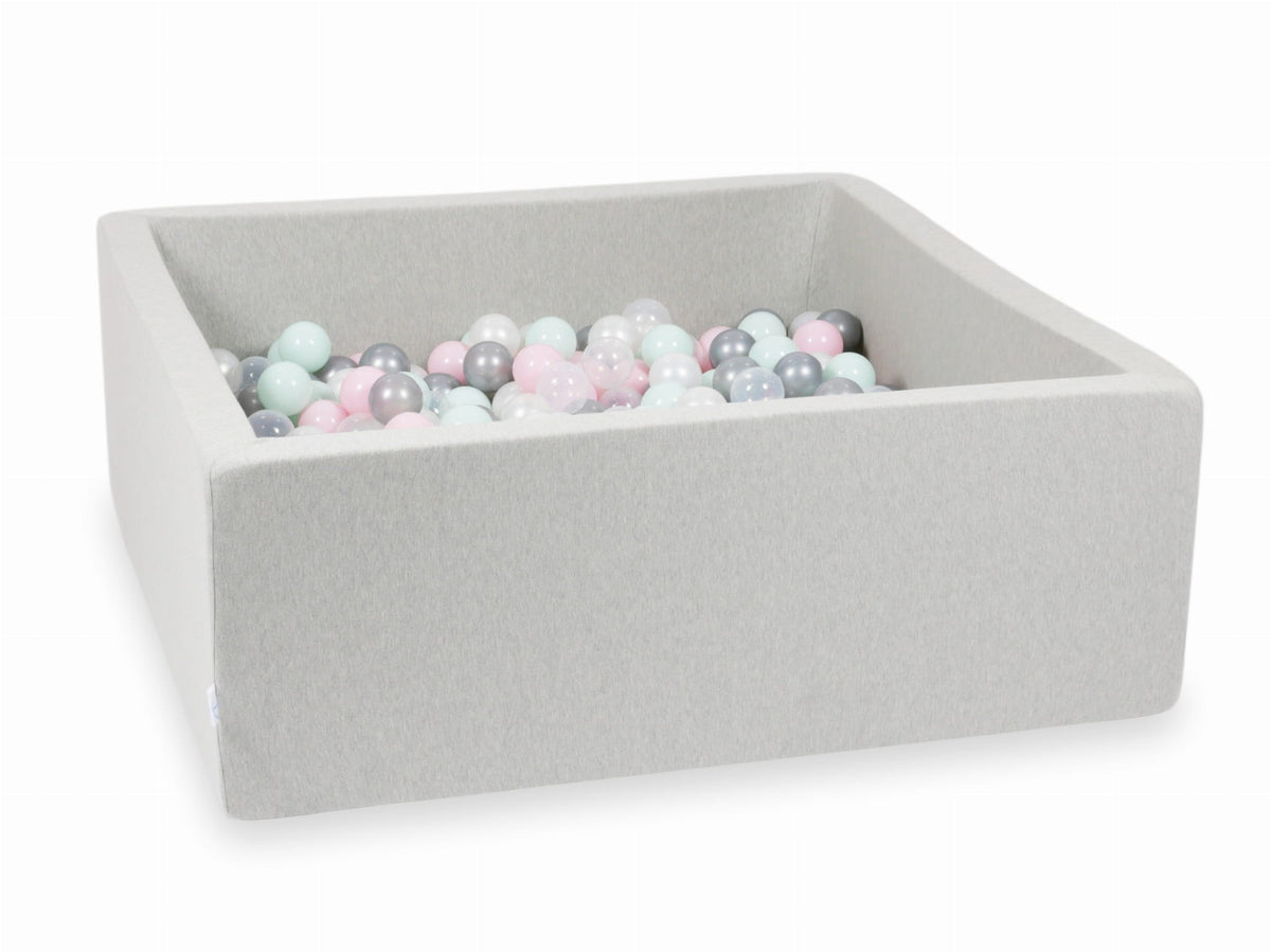 Piscine à Balles gris clair 110x110x40 avec boules 600pcs (transparent, perle, argent, rose bébé, menthe clair)