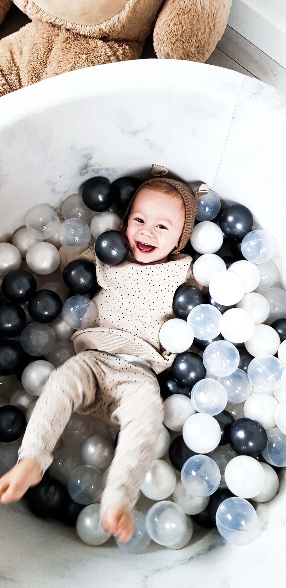 Piscine à Balles 90x40 marbre avec boules 300pcs (perle rose layette, blanc, transparent, perle)