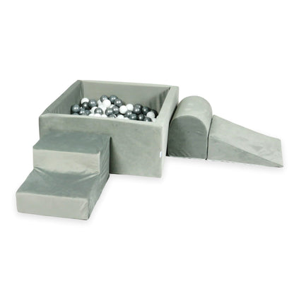Ensemble de jeu en mousse avec piscine carrée 90x90x40 gris velours avec balles 400 pièces (blanc, argent)
