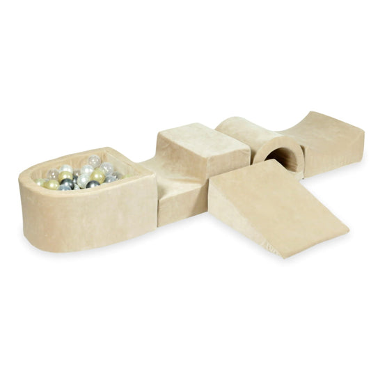 Ensemble de jeu en mousse avec pont et micro piscine velours beige doux avec balles 100 pièces (or clair, argent, perle, transparent)