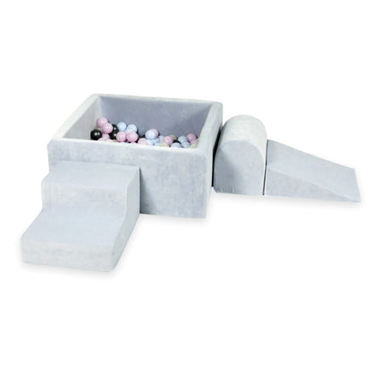 Ensemble de jeu en mousse avec piscine carrée 90x90x40 velours doux gris clair avec balles 400 pièces (perle bleu clair, perle rose, graphite métallisé. effet sirène)