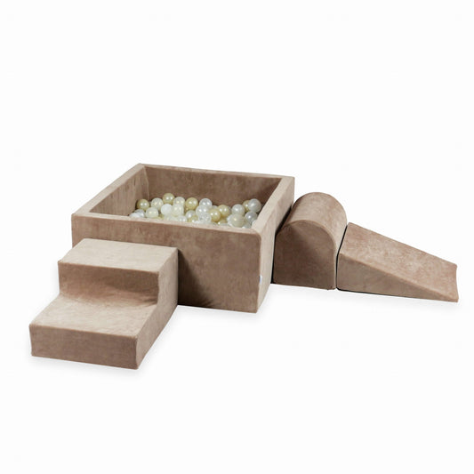 Ensemble de jeu en mousse avec piscine carrée 90x90x40 Velvet Soft Dark Beige + 200 balles (transparent, blanc, nacré, doré clair, effet sirène)
