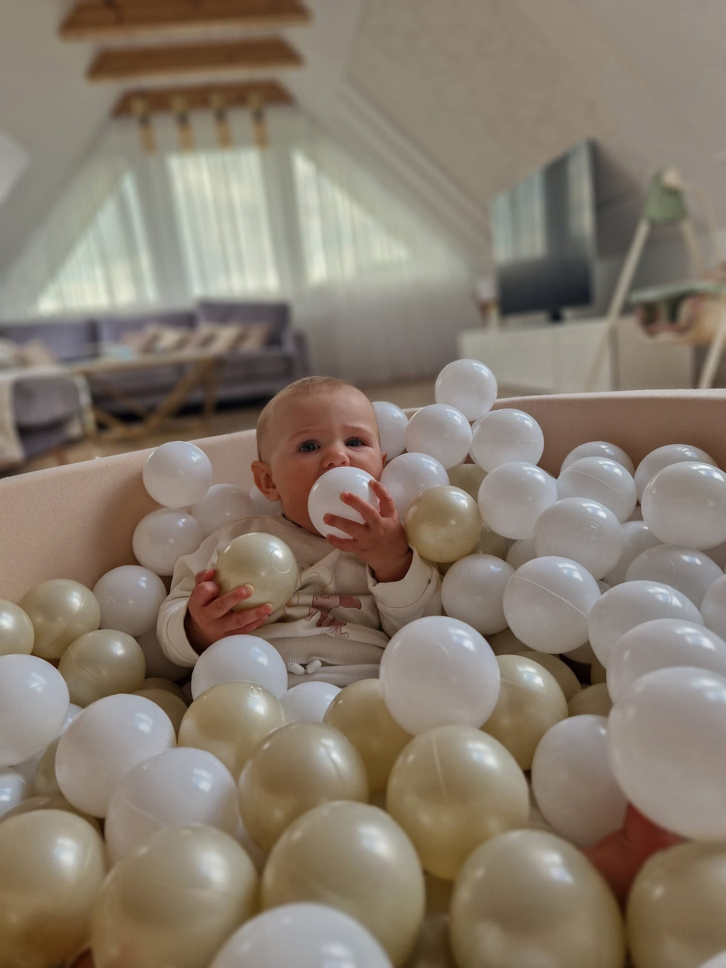 Piscine à balles 90x40 beige avec balles 300 pcs. (perle, rose bébé, vieil or)