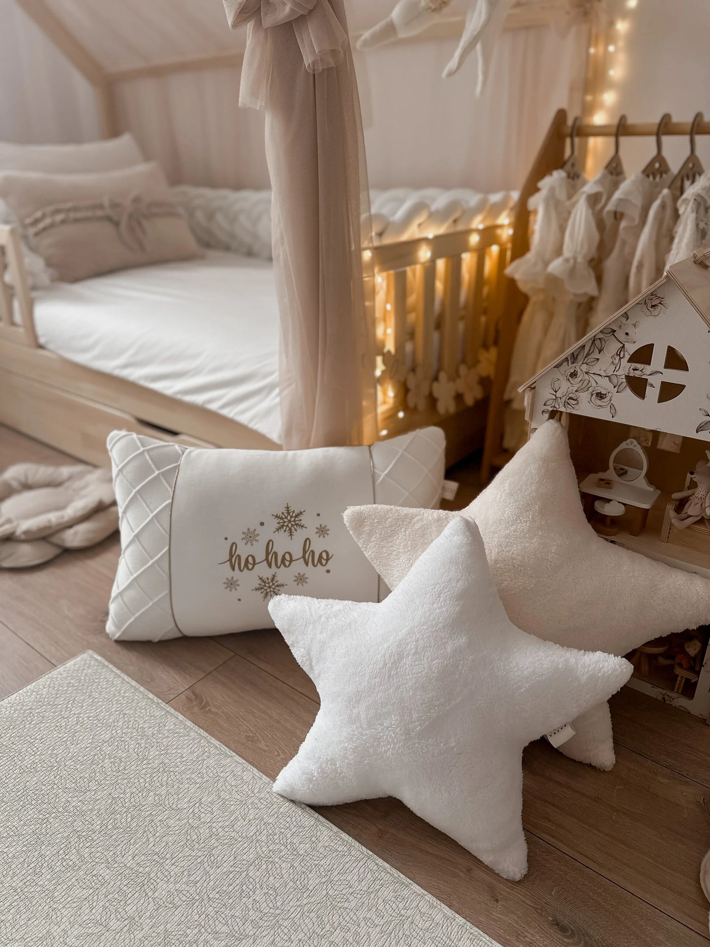 Coussin de Noël | Velours & broderie dorée