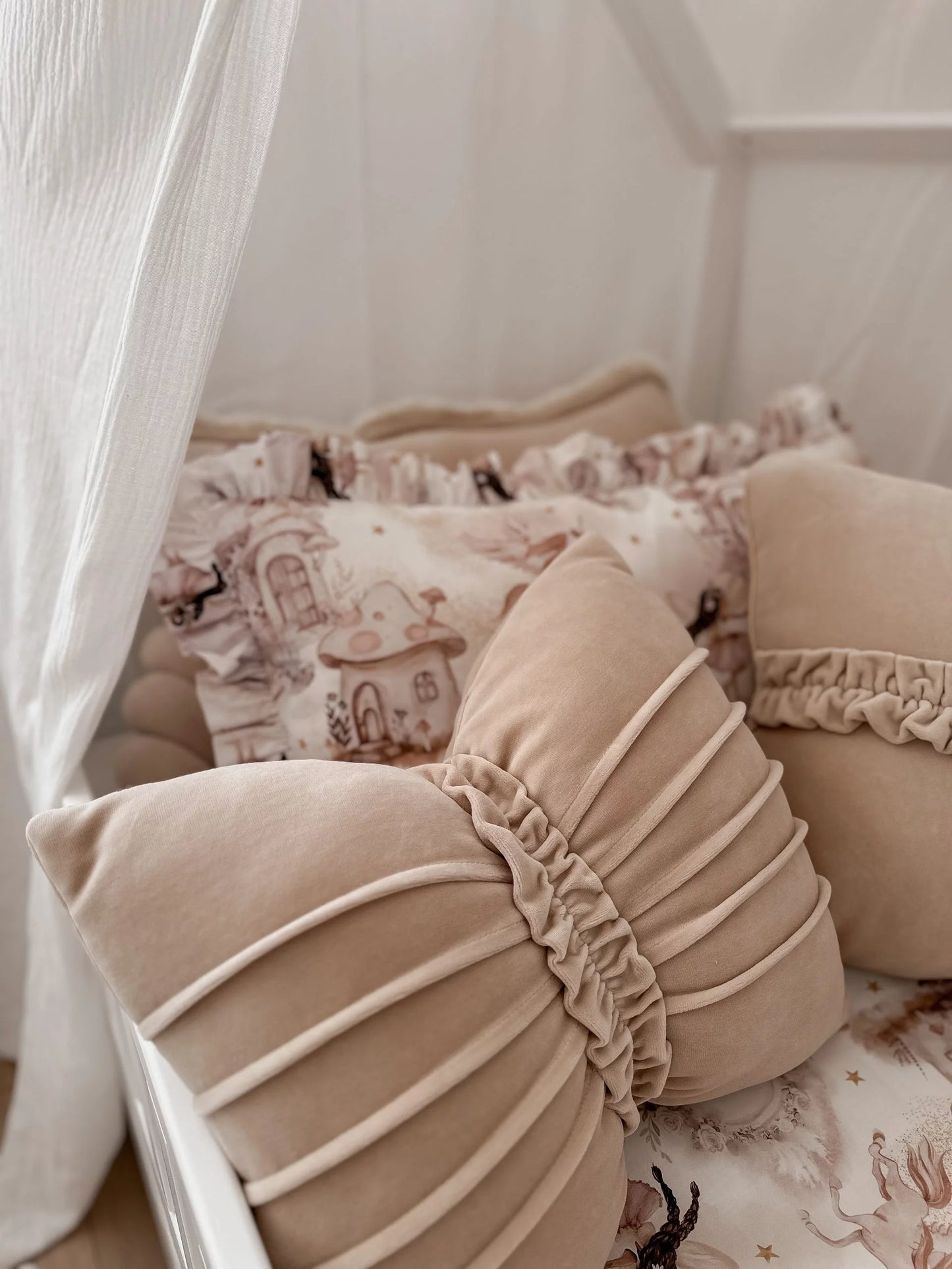 Coussin décoratif en forme de nœud – Velours de coton