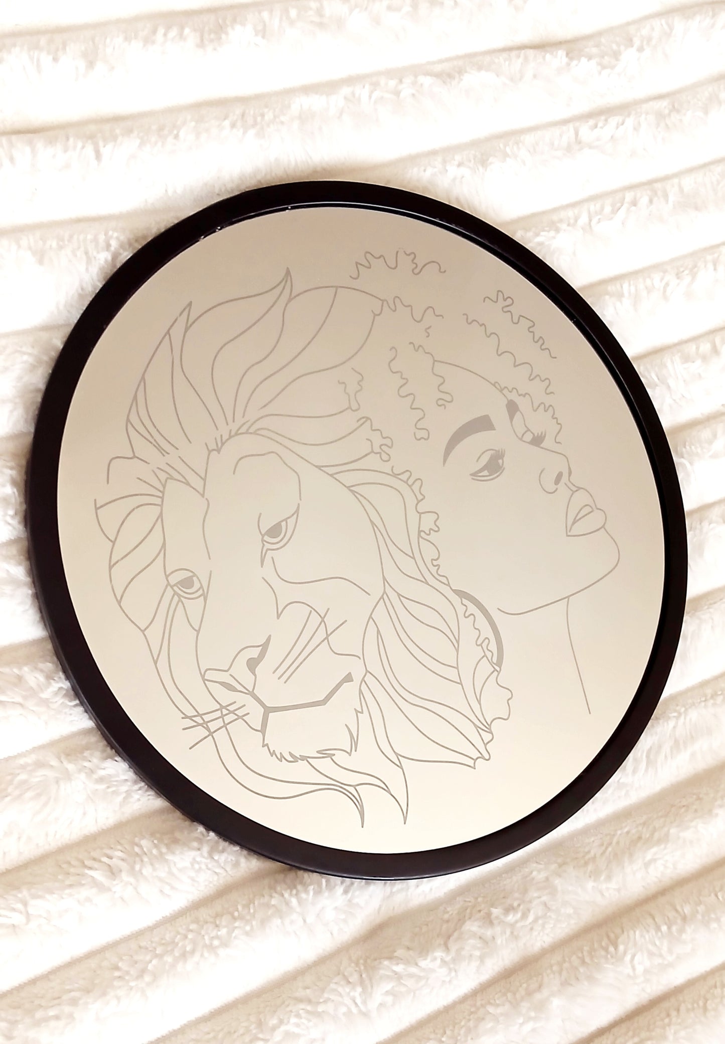 Miroir mural | Femme/Lion