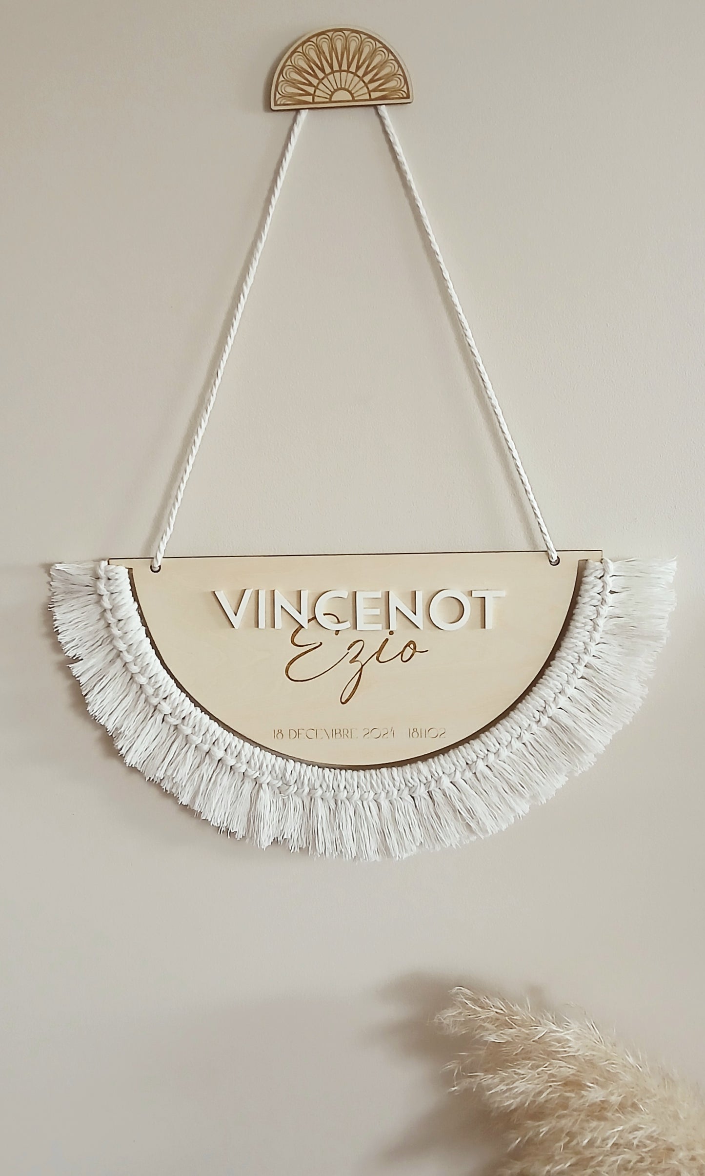 Plaque de Naissance Personnalisée | Bois & Macramé